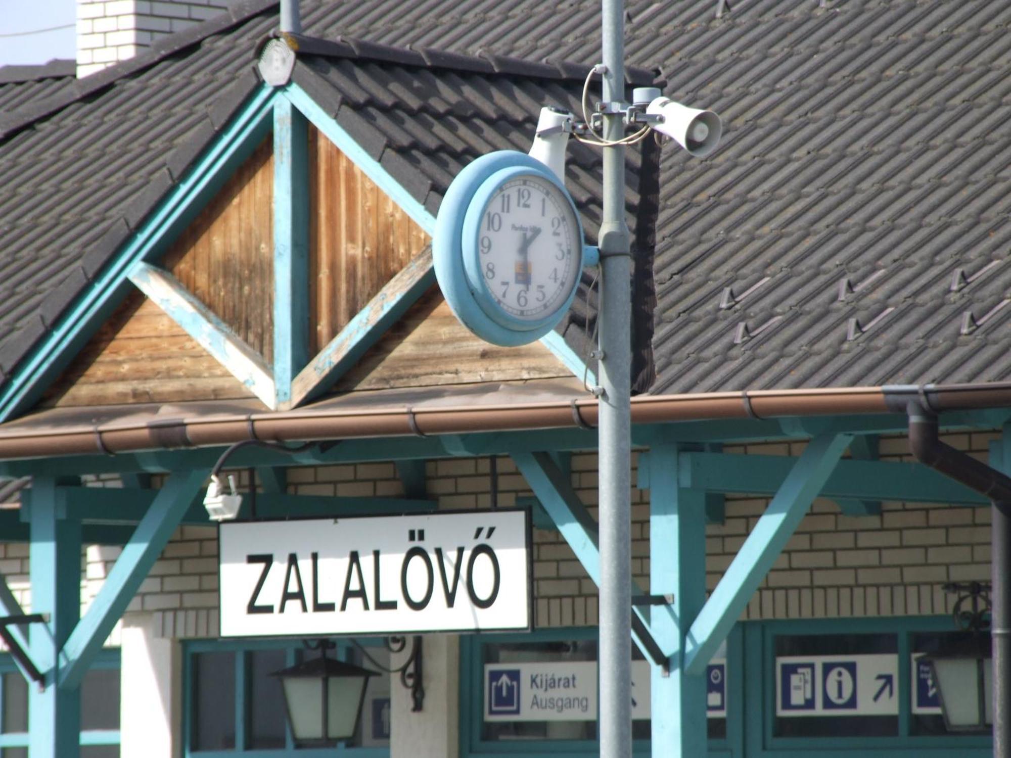 Dedesi Vendeghaz Zalaloevo Ξενοδοχείο Εξωτερικό φωτογραφία